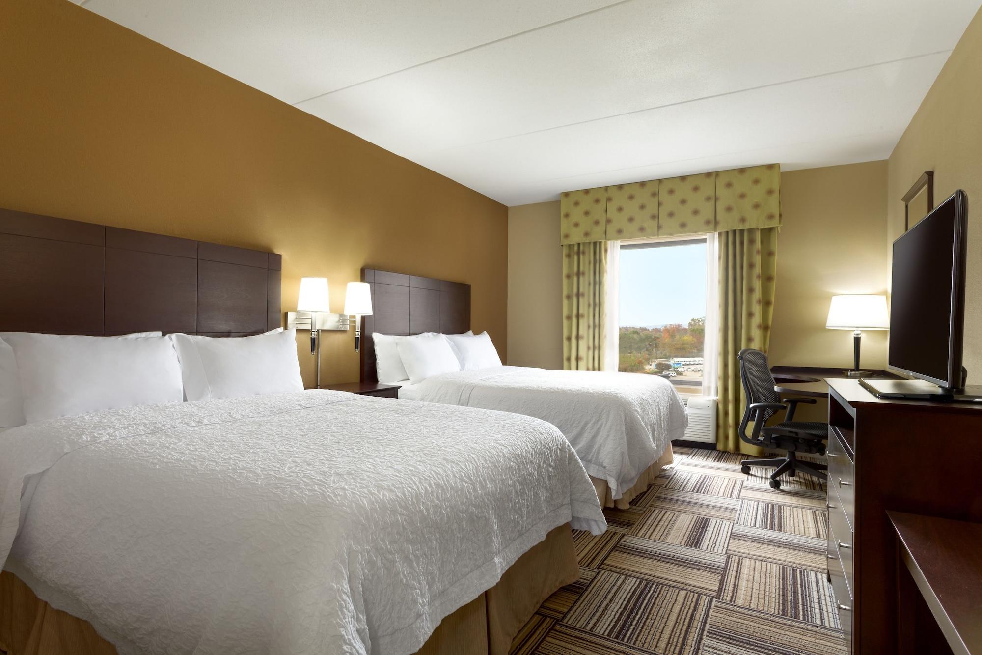 Hampton Inn&suites 3*