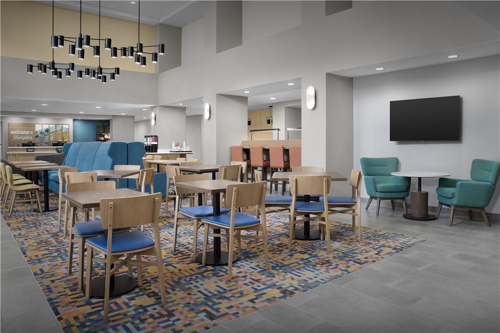 Hampton Inn&suites Hotel 3*